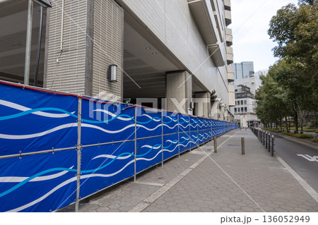 防護柵のあるANAクラウンプラザホテル大阪の建物(2026年1月撮影) 防護柵のあるANAクラウンプラザホテル大阪の建物(2026年1月撮影) 136052949