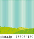 ストライプの空と草原のシンプル背景イラスト 136054180