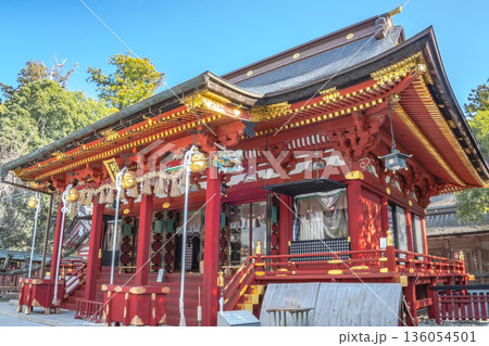 志波彦神社・鹽竈神社 朱塗り社殿と豪華装飾 136054501