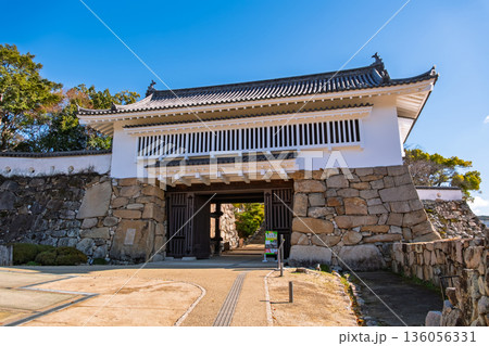 岡山市 岡山城（烏城公園）、櫓門 136056331