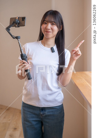 アクションカメラ　ライブ配信　ワイヤレスマイク　配信　動画配信　癒し系　お姉さん系　妹系 136062269