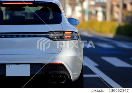 ドイツ製のSUVスポーツカー ドイツ製のSUVスポーツカー 136062547