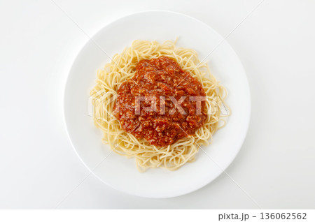 ミートソーススパゲッティ 136062562