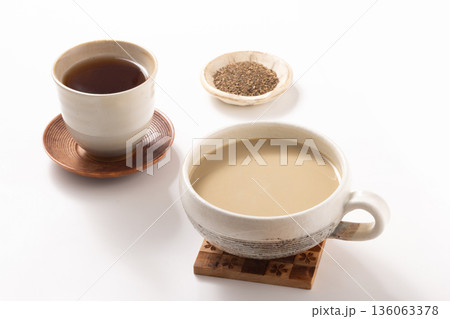 ホット ほうじ茶ラテ ホット ほうじ茶ラテ 136063378