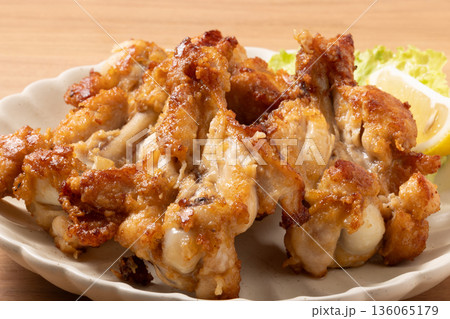 手羽元　開き　揚げ焼き 136065179