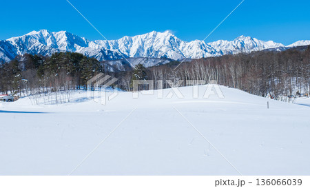 中山高原・スノートレッキング （北アルプスの眺め） 136066039