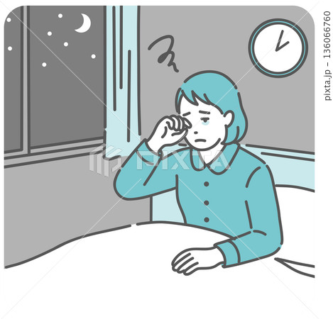 夜中に目が覚めて眠れない・中途覚醒の女性のイラスト（睡眠障害・不眠・更年期） 136066760