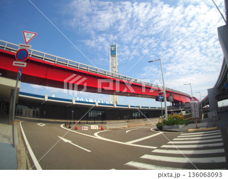 ポートライナーポートターミナル駅 136068093