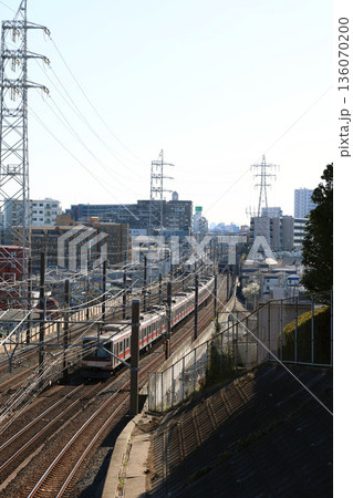 東京都と埼玉県の県境を行く鉄道 136070200