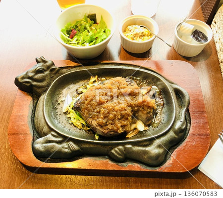 ジューシーの山肌にて 香ばしい霧の中へ溺れた日 136070583