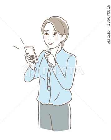 スマホの画面を見ながら指をさすシニア女性・中高年・外出・地図・確認・街歩き・ベクターイラスト 136070916