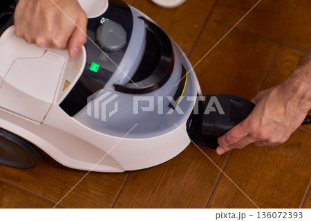 Detailed Method for Connecting and Maintaining Appliance Hoses Properly, Comprehensive Instructions for Attaching and Servicing Household Appliance Hoses Safely Detailed Method for Connecting and Maintaining Appliance Hoses Properly, Comprehensive Instructions for Attaching and Servicing Household Appliance Hoses Safely 136072393