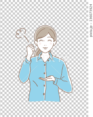 手をポンと叩き納得する若い女性・ひらめき・名案・解決・理解・ベクターイラスト 136073924