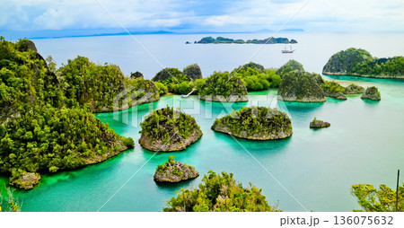 Beautiful views of the Raja Ampat Islands, West Papua, Indonesia Beautiful views of the Raja Ampat Islands, West Papua, Indonesia 136075632