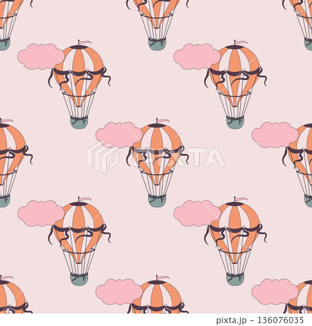 pattern with air balloons 136076035