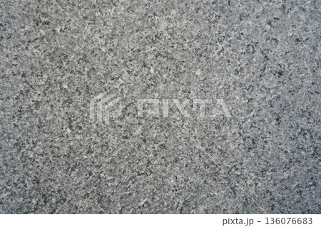 石の質感テクスチャ|グレーのナチュラル背景素材 石の質感テクスチャ|グレーのナチュラル背景素材 136076683