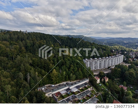 Cliffside Flats With Sweeping Scenery, Residential Units Perched On Slope Offer Panoramic Natural Vistas Cliffside Flats With Sweeping Scenery, Residential Units Perched On Slope Offer Panoramic Natural Vistas 136077334