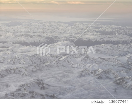 Mountain Scene Clarity, Vast Frozen Mountain Range Bathed in Early Morning Light Highlighting Solitude 136077444