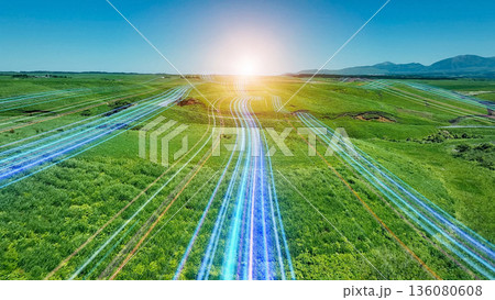 草原を走る光の帯　未来へと続く道 136080608