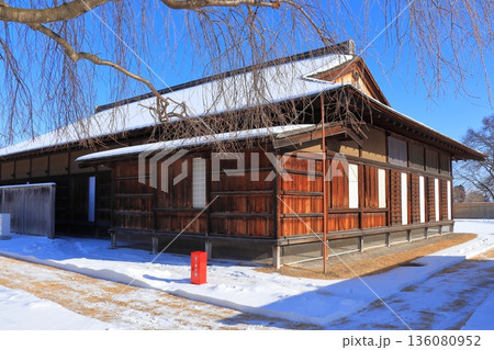 史跡 根城の広場 本丸跡の復元 日本100名城《青森》 史跡 根城の広場 本丸跡の復元 日本100名城《青森》 136080952