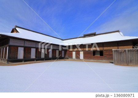 史跡 根城の広場 本丸跡の復元 日本100名城《青森》 史跡 根城の広場 本丸跡の復元 日本100名城《青森》 136080971