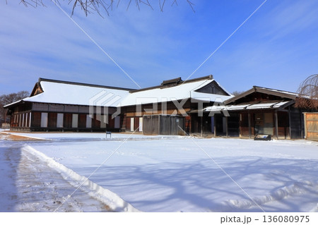 史跡 根城の広場 本丸跡の復元 日本100名城《青森》 史跡 根城の広場 本丸跡の復元 日本100名城《青森》 136080975