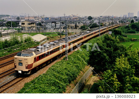 2007年 東海道線を走る485系L特急雷鳥9両 2007年 東海道線を走る485系L特急雷鳥9両 136088023