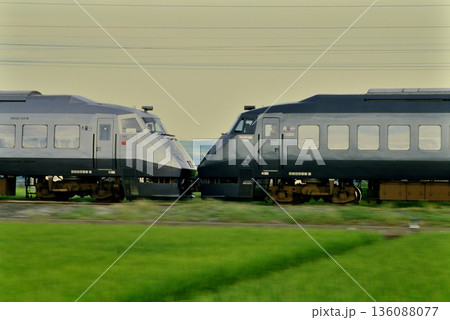 2007年　併結運転する787系特急有明・リレーつばめ 136088077