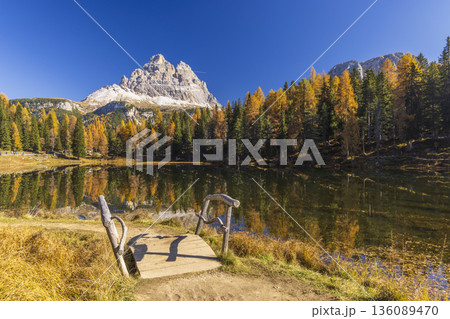 Cadini di Misurina mountains reflecting in Lago d'Antorno during autumn 136089470
