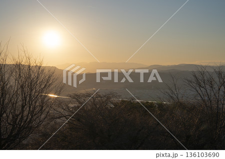 亘理の展望地から望む角田の静かな夕景 136103690