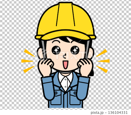 ワクワクしているヘルメットをかぶった現場監督の女性 136104331