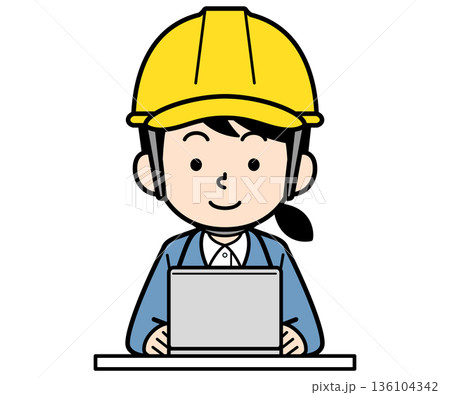 ノートパソコンを使うヘルメットをかぶった現場監督の女性 136104342