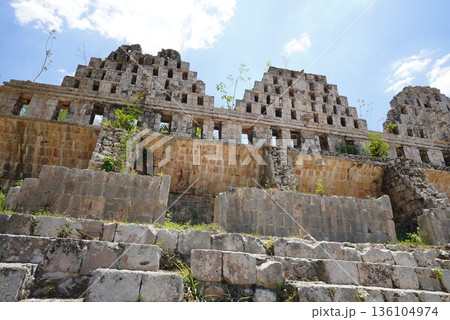 メキシコ ウシュマン遺跡 メキシコ ウシュマン遺跡 136104974