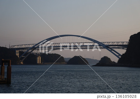 海に架かる橋 海に架かる橋 136105028
