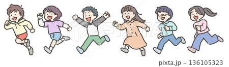 走る元気な男の子と女の子の子供たち 136105323
