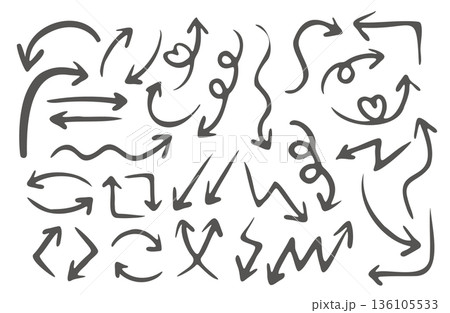 手描き線画イラスト素材・矢印セット_黒 手描き線画イラスト素材・矢印セット_黒 136105533
