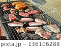 バーベキュー 136106288
