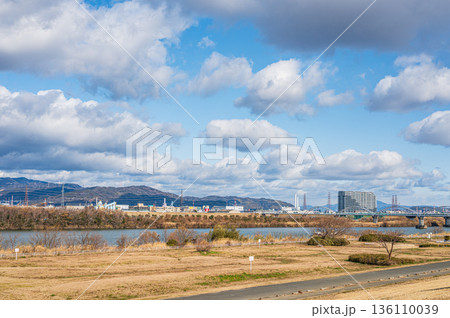 淀川風景 大阪府枚方市 淀川風景 大阪府枚方市 136110039