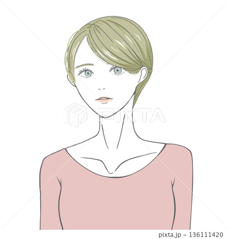 正面を見る女性(金髪) 136111420