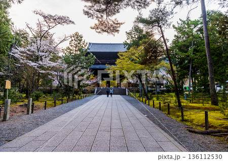 京都府南禅寺 桜のある風景 京都府南禅寺 桜のある風景 136112530