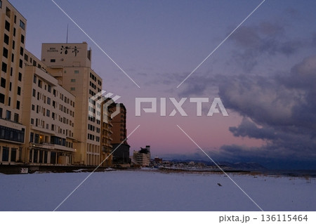 名湯百選　北海道湯の川温泉 136115464