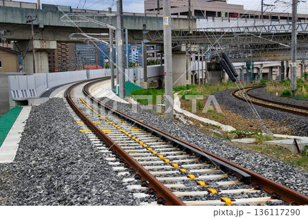 東北新幹線のボトルネック… 福島駅の平面交差を解消する建設中の『新幹線アプローチ線』 136117290