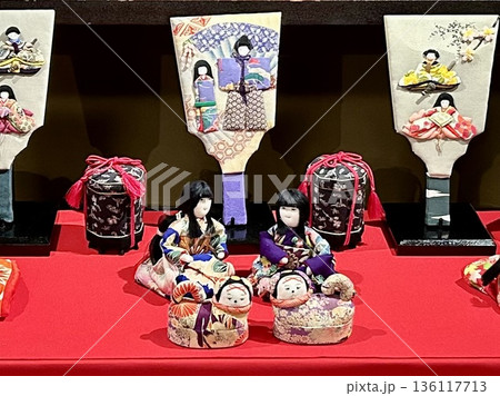 ホテル雅叙園東京「百段階段」のひな祭り　江戸木目込み人形と押し絵羽子板の展示 136117713