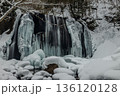 凍てつく達沢不動滝 136120128