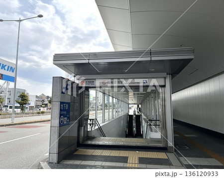 福岡市地下鉄「福岡空港駅」出入口 136120933