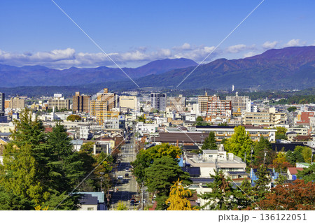 会津若松市街　大手門通り　福島県会津若松市 136122051