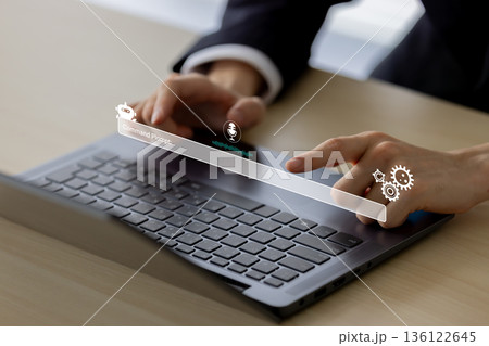 タブレットとAI・人工知能のコンセプト 136122645