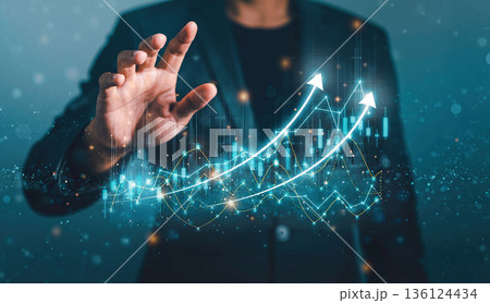  Foto zu Businessman touching digital growth graph on...のイラスト素材 [136124434] - PIXTA 