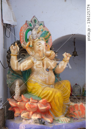 Statue of Hindu goddess Ganesha in Pushkar, India Statue of Hindu goddess Ganesha in Pushkar, India 136125774
