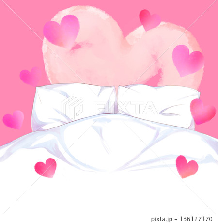 ダブルベッドの背景　ハート 136127170